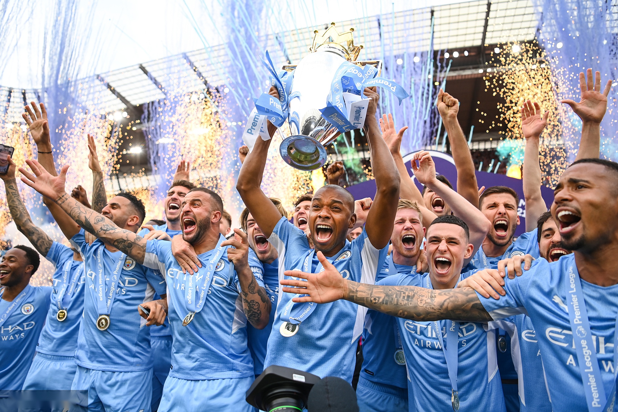 无论是他在 无论是他在